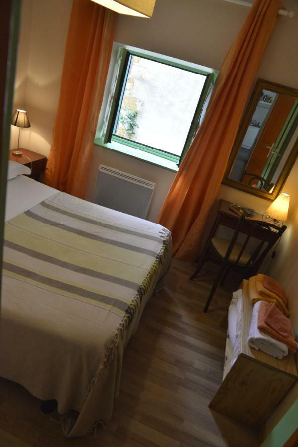Hérisson Saint Sauveur Bed & Breakfast エクステリア 写真